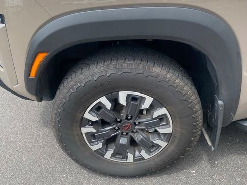 Used 2024 Nissan Frontier PRO-4X w/ Pro Convenience Package AWD/4WD image 10