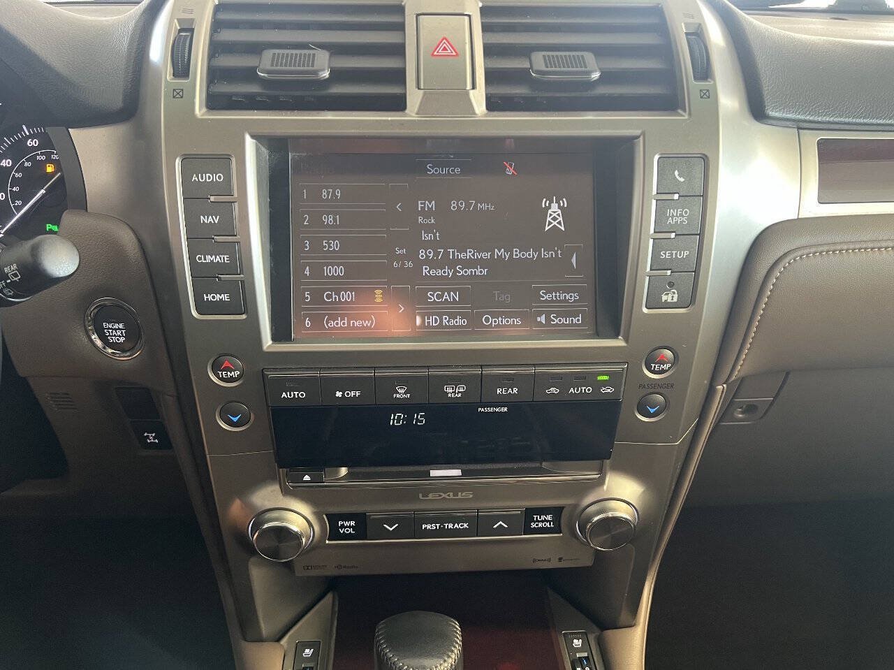 Used 2018 Lexus GX 460 Premium w/ Premium Package AWD/4WD image 29
