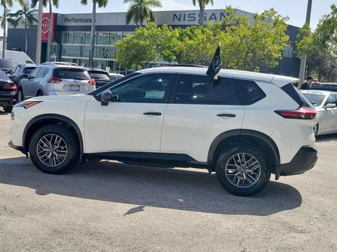 Certified 2023 Nissan Rogue S FWD image 11