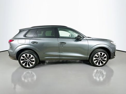 New 2026 Audi Q3 quattro 2.0T AWD/4WD image 4