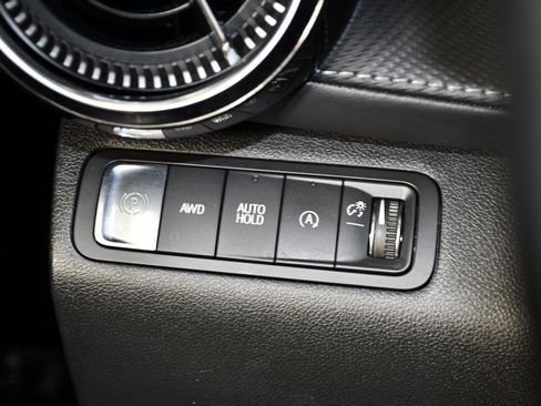 Used 2026 Chevrolet Equinox LT AWD/4WD image 35