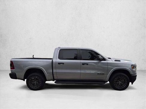 Used 2024 RAM 1500 Big Horn AWD/4WD image 4