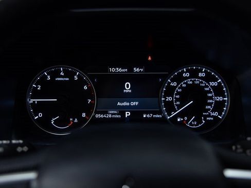 Used 2023 Mitsubishi Outlander SE image 2