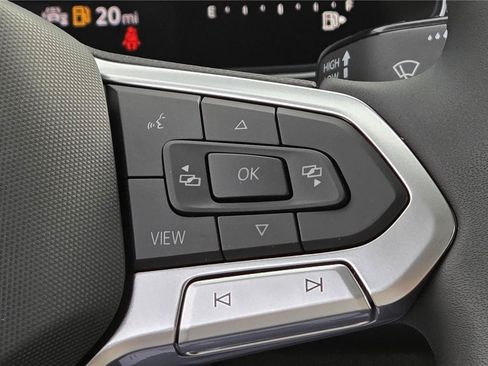 New 2026 Volkswagen Jetta SE FWD image 18