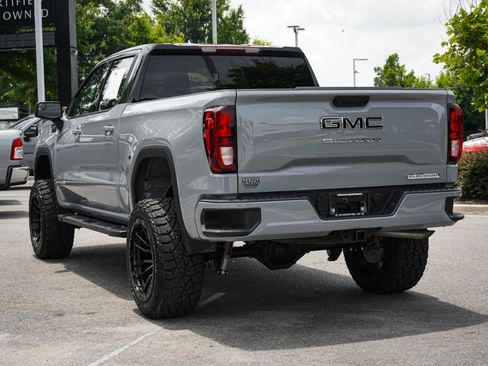 Used 2024 GMC Sierra 1500 Elevation AWD/4WD image 8