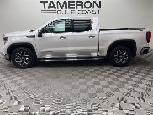 Used 2024 GMC Sierra 1500 SLT w/ SLT Premium Package AWD/4WD image 6