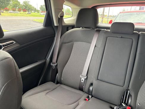 Used 2025 Kia Sportage LX AWD/4WD image 38