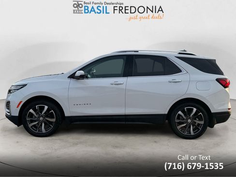 Used 2022 Chevrolet Equinox Premier image 2