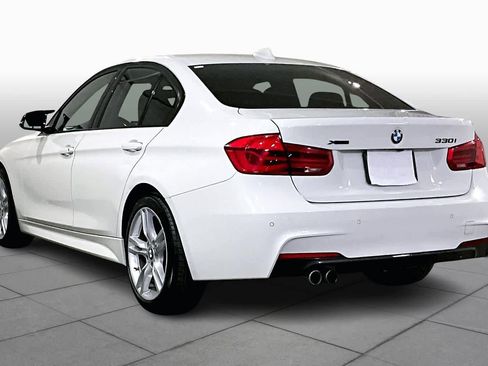 Used 2018 BMW 330i xDrive Sedan w/ M Sport Package image 11