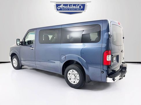 Used 2016 Nissan NV 3500 SL image 4