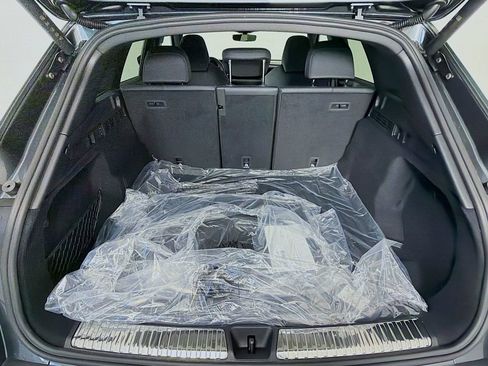 New 2025 Audi SQ5 Premium Plus image 28