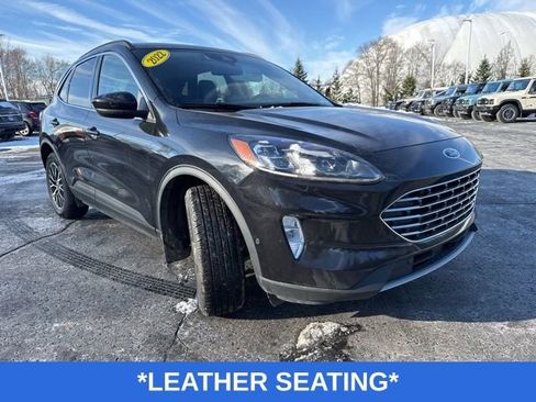 Used 2022 Ford Escape Titanium w/ Titanium Premium Package image 2