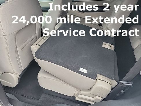 Used 2019 Ford Explorer XLT image 35