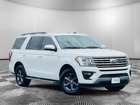 Used 2020 Ford Expedition XLT w/ Equipment Group 202A AWD/4WD image 1