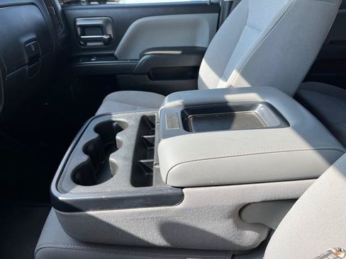 Used 2019 Chevrolet Silverado 1500 W/T w/ WT Convenience Package AWD/4WD image 16
