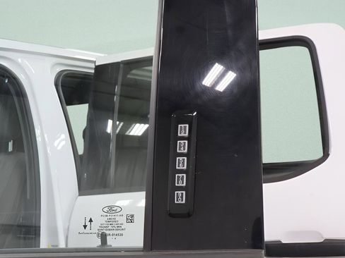 Used 2024 Ford F250 XLT image 29