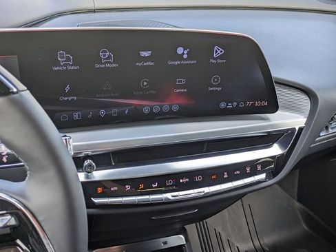 New 2026 Cadillac Lyriq V AWD/4WD image 14