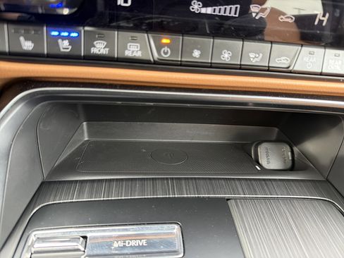 Certified 2025 MAZDA CX-70 3.3 Turbo S w/ Premium Plus image 36