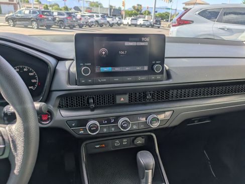 Used 2023 Honda CR-V EX image 28