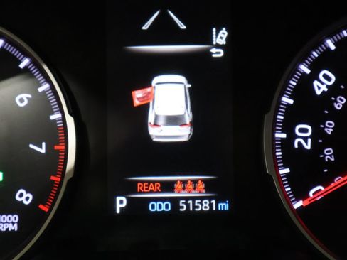 Used 2019 Toyota RAV4 XLE image 39