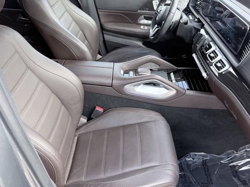 Used 2022 Mercedes-Benz GLS 450 4MATIC image 47