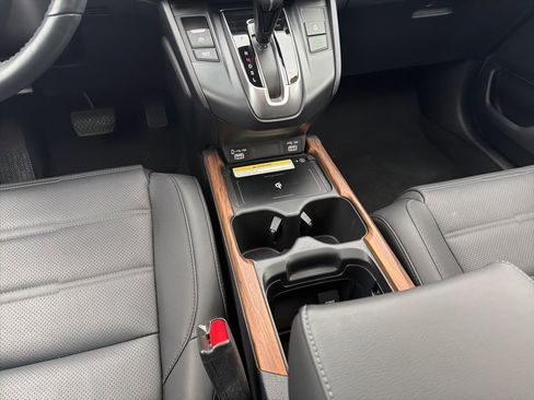 Used 2020 Honda CR-V Touring image 17