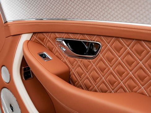Used 2022 Bentley Continental GT Speed image 36