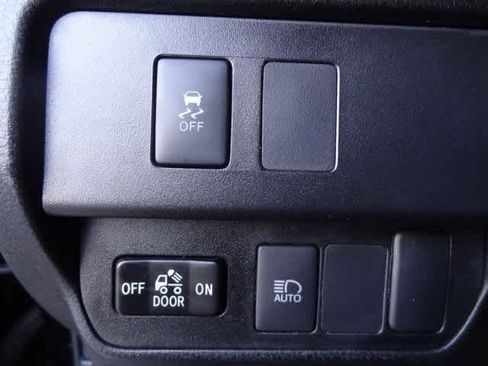 Used 2023 Toyota Tacoma SR5 image 17