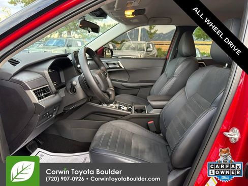 Used 2025 Mitsubishi Outlander SE AWD/4WD image 24