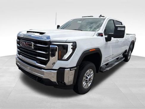 New 2026 GMC Sierra 2500 SLE w/ SLE Value Package; AWD/4WD image 3
