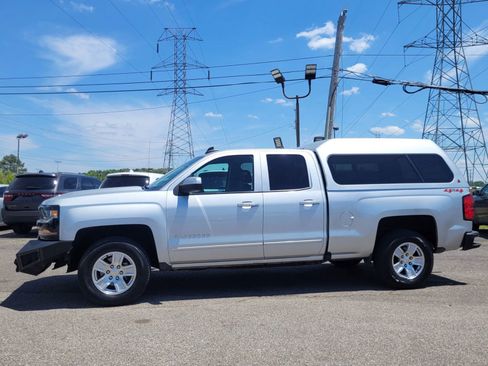 Used 2019 Chevrolet Silverado 1500 LT AWD/4WD image 10