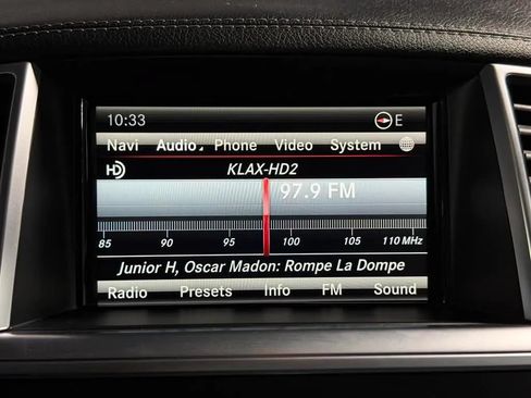 Used 2016 Mercedes-Benz GL 450 4MATIC w/ Premium I Package image 45