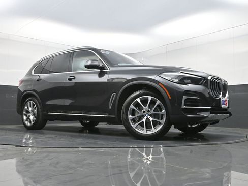 Used 2023 BMW X5 xDrive40i w/ Luxury Seating Package image 28