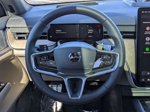 Used 2025 Volvo EX90 Ultra image 13