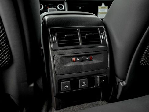 New 2026 Jaguar F-PACE R-Dynamic S image 16