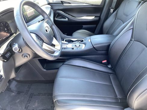 Certified 2026 INFINITI QX60 Luxe w/ Cargo Package FWD image 28