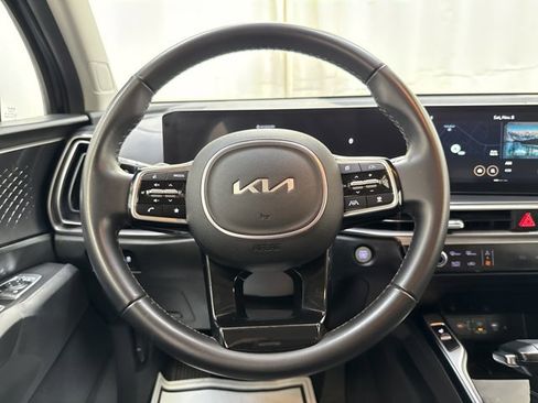 Certified 2024 Kia Sorento S image 16