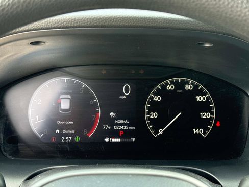 Certified 2025 Honda HR-V LX image 27