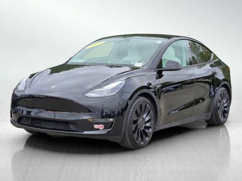 Used 2023 Tesla Model Y Performance AWD/4WD image 8