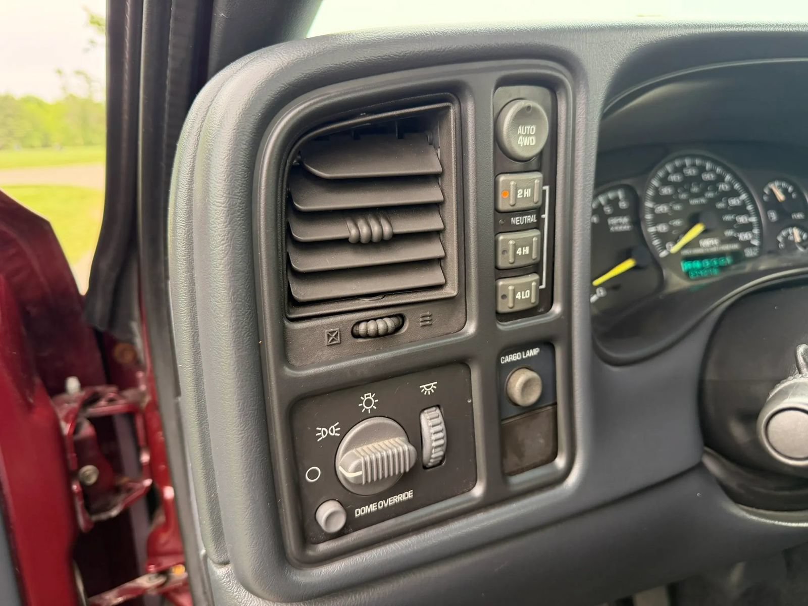 Used 2001 Chevrolet Silverado 1500 LS w/ Off-Road Chassis Pkg AWD/4WD image 58