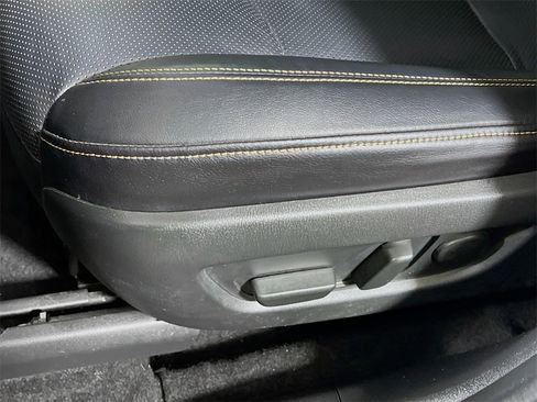 Used 2025 MAZDA CX-90 3.3 Turbo w/ Premium Plus Pkg image 17