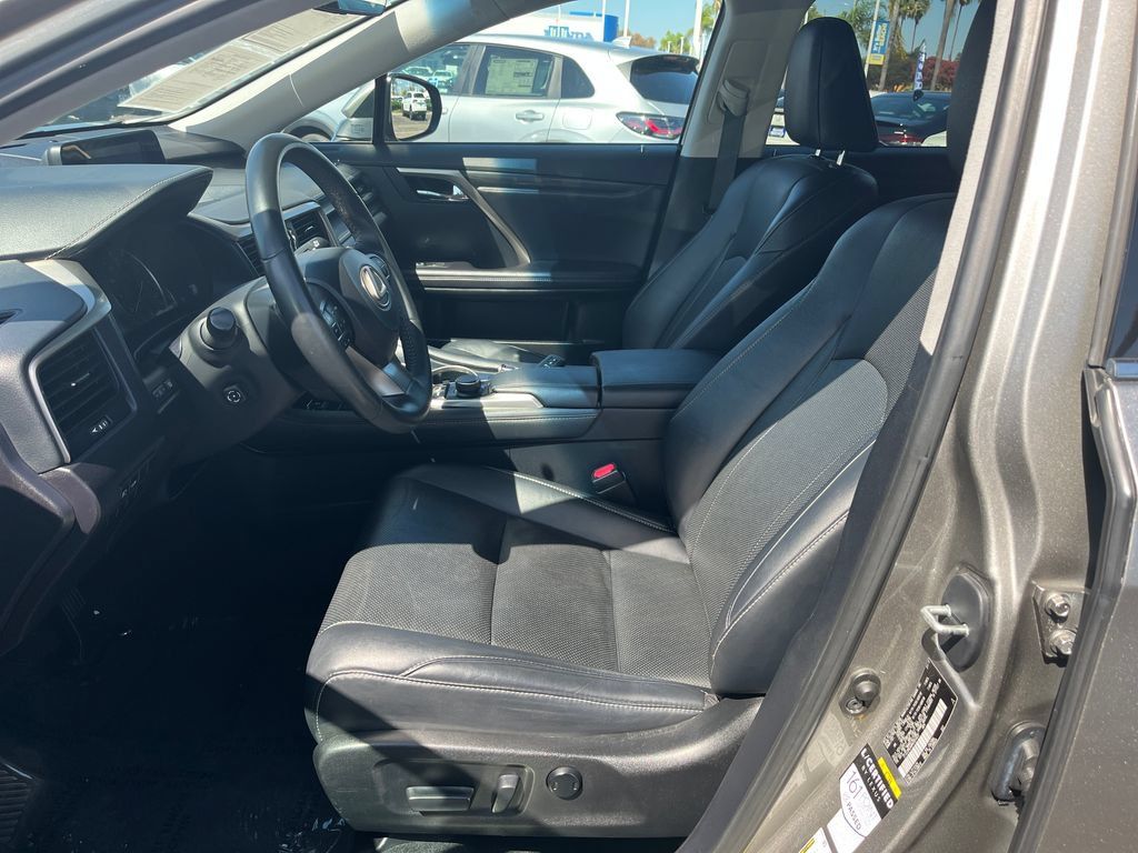 Used 2017 Lexus RX 350 FWD w/ Accessory Package image 9