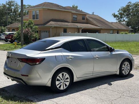 Used 2022 Nissan Sentra S FWD image 15