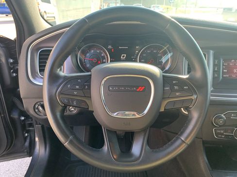 Used 2016 Dodge Charger SE image 10