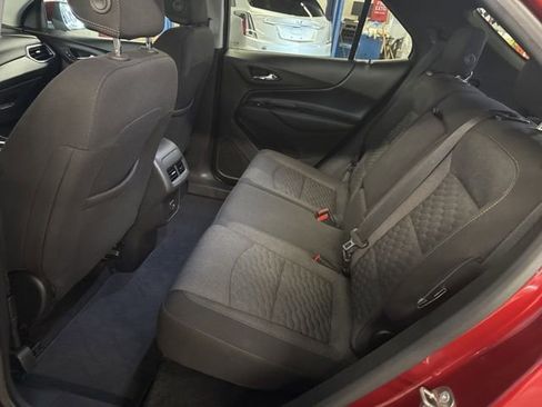 Used 2020 Chevrolet Equinox LT AWD/4WD image 21
