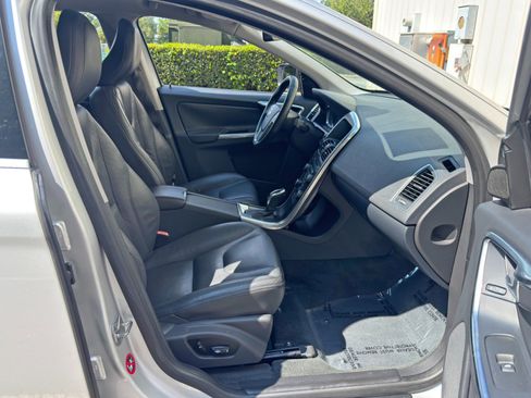 Used 2014 Volvo XC60 3.2 FWD image 15