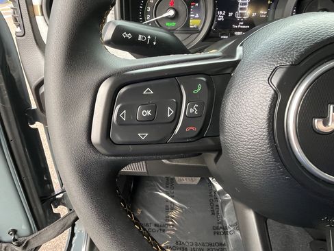 Used 2024 Jeep Wrangler Willys image 20