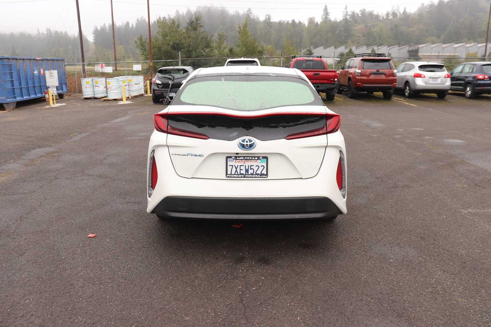 Used 2017 Toyota Prius Prime Premium FWD image 6