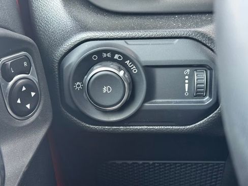 Certified 2023 Jeep Wrangler Sport S image 23