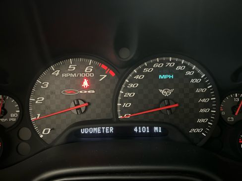 Used 2002 Chevrolet Corvette Z06 w/ Memory Pkg image 25